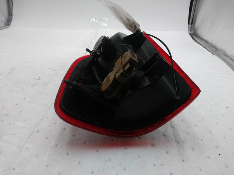 2003 Dodge Dakota Right Blue Tail Light Assembly OEM 318417 112K Miles