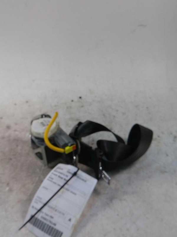 2015 Hyundai Santa Fe Black Driver Side Seat Belt OEM 88810B8500 231K Miles