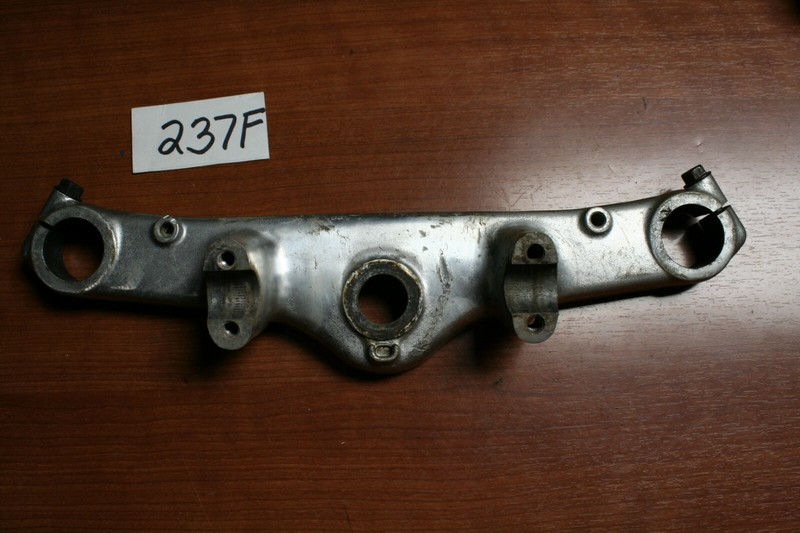 1986 Honda ATC 250SX Triple Tree Fork Top Bridge Top Clamp OEM 86 E