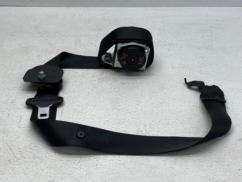 2007-2008 MERCEDES GL450 FRONT RIGHT PASSENGER SEAT BELT OEM LOT635