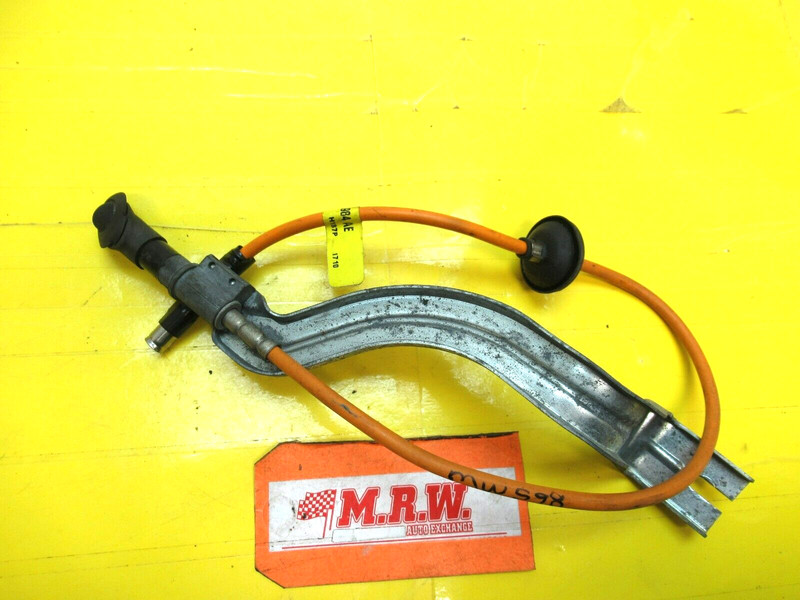 RADIO ANTENNA BASE FENDER MOUNT BRACKET WIRE GROMMET 08-12 ESCAPE 08-11 MARINER