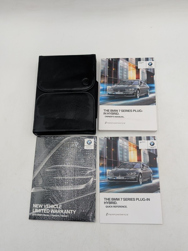 2018 BMW 7-Series Hybrid 740e xDrive iPerformance Owners Manuals Books Set