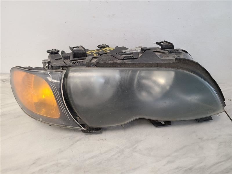 Driver Headlight Sedan Canada Market Fits 02-05 BMW 320i 558752