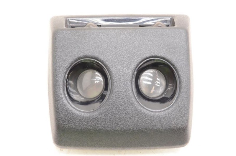 1987-1989 NISSAN 300ZX Z31 FRONT CENTER MAP LIGHT DOME LIGHT ASSEMBLY