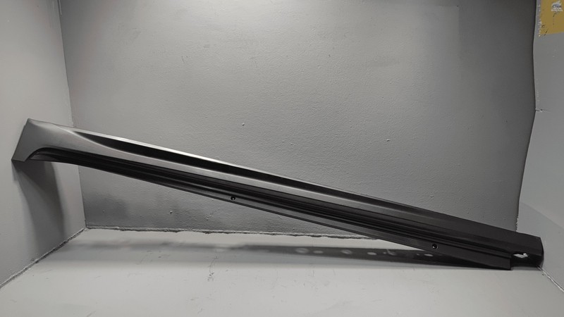 18-25 Toyota Camry SE XSE Driver Side Lower Rocker Skirt Molding *1H1* OEM Gray