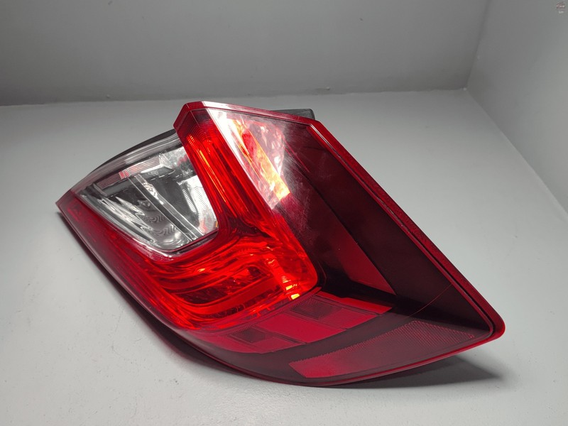 2016-2021 Honda Civic Sedan Rear Passenger Side Outer Taillight Light Lamp OEM