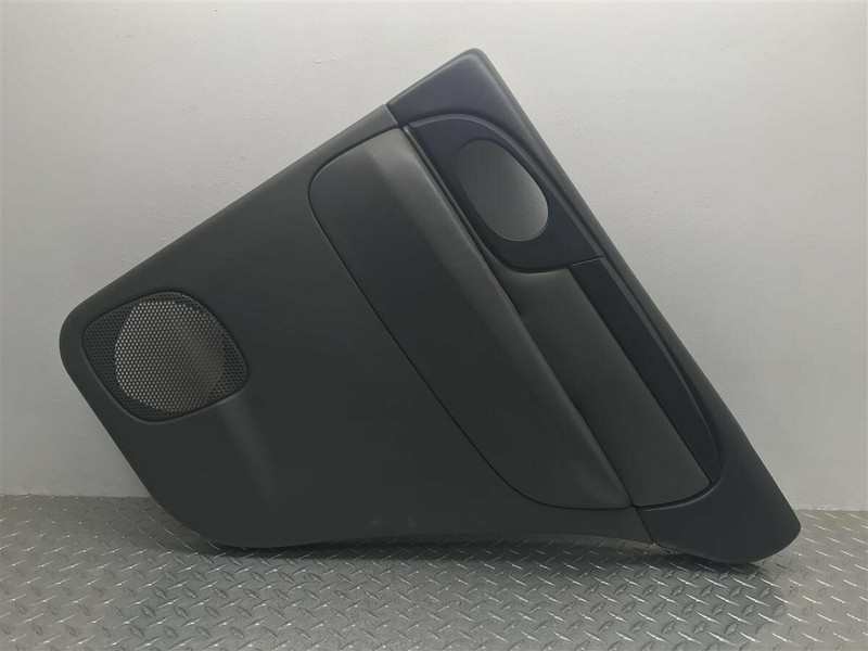 2004 GMC ENVOY PASSENGER REAR GREY DOOR TRIM PANEL OEM 15101282