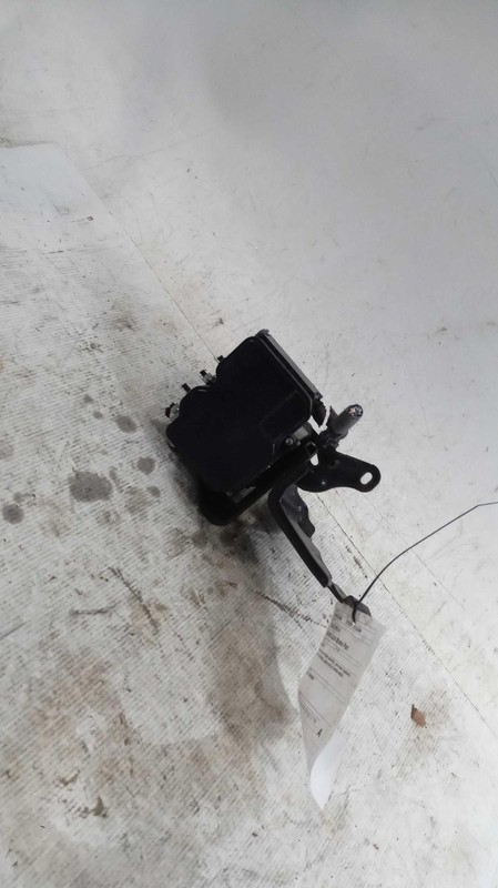 2017 Toyota RAV4 ABS Pump and Motor Assembly OEM 4405042B21 103K Miles