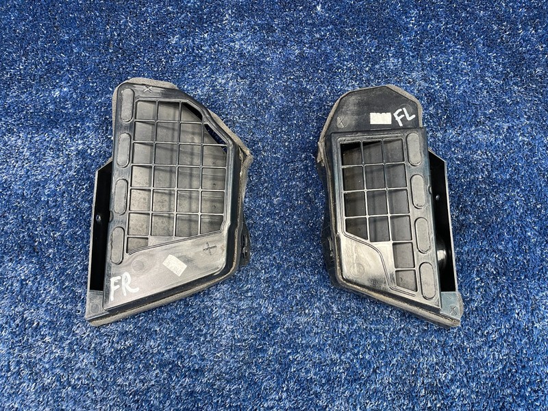 16-24 Chevy Camaro Front Hood Drain Water Deflector Grille Left & Right SET OEM