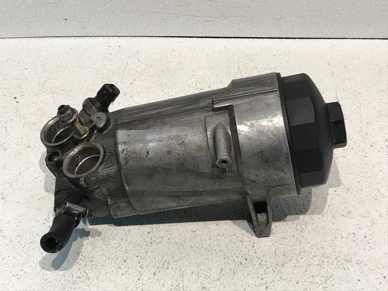 03-05 RANGE ROVER HSE L322 4.4L V8 GAS ENGINE OIL COOLER FILTER HOUSING 7511169