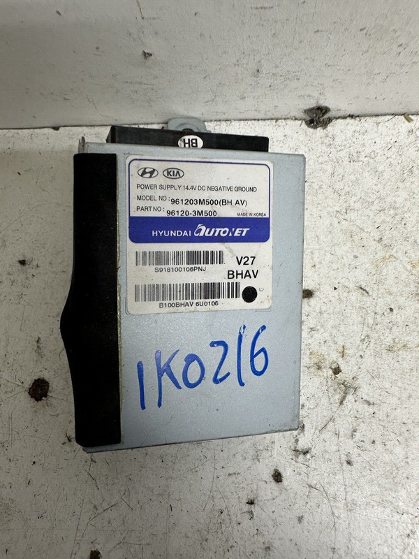 02009-2014 Hyundai Genesis USB Interface Unit Computer Module 961203M500 Oem