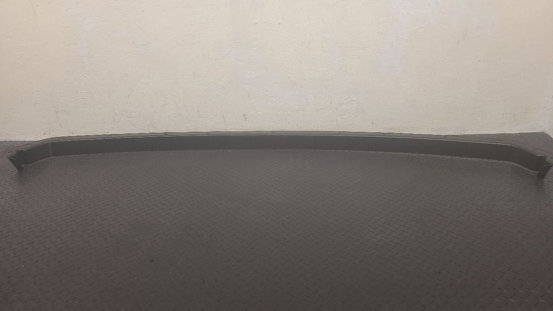 01-07 Ford E450SD Van Front Bumper Filler Panel OEM 1C2Z-17A861-AAA
