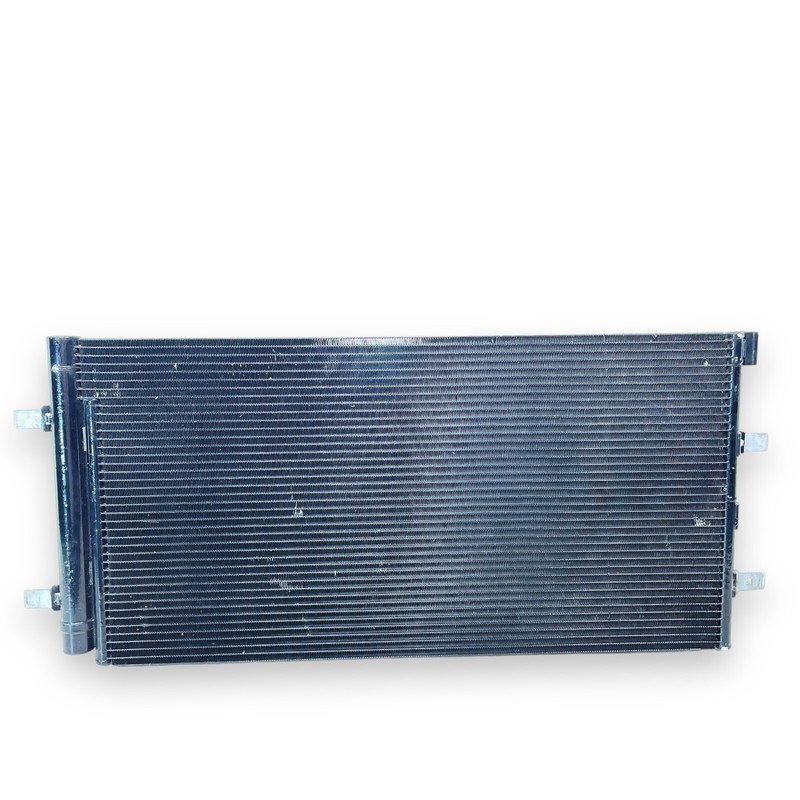 SCUFFS 08-15 Audi A5 A6 A7 3.0L Front cooling radiator condenser OEM 4G0260401AA
