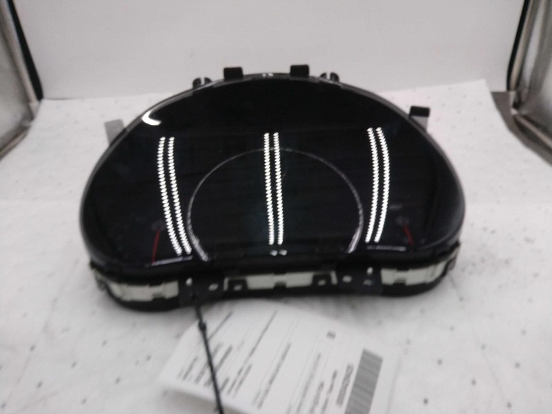2018 Kia Sorento Speedometer Gauge OEM Red 3.3L 98K Miles NJ25-26778-676464