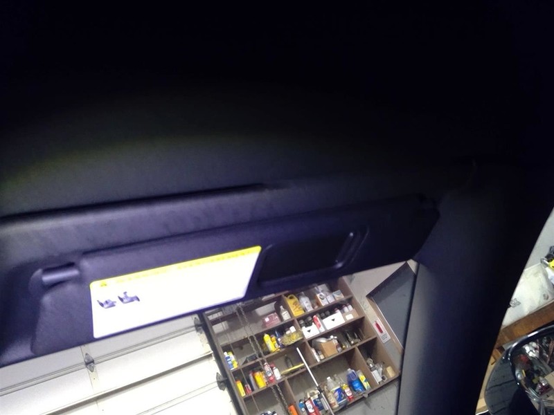 Passenger Sun Visor Illuminated Convertible Fits 08-15 AUDI TT 1717507