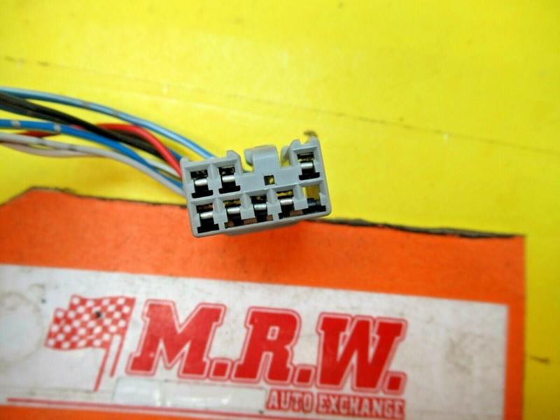 ANTENNA RELAY RADIO AMP WIRE PLUG CONNECTOR END for 00 01 02 03 04 05 MR2 SPYDER