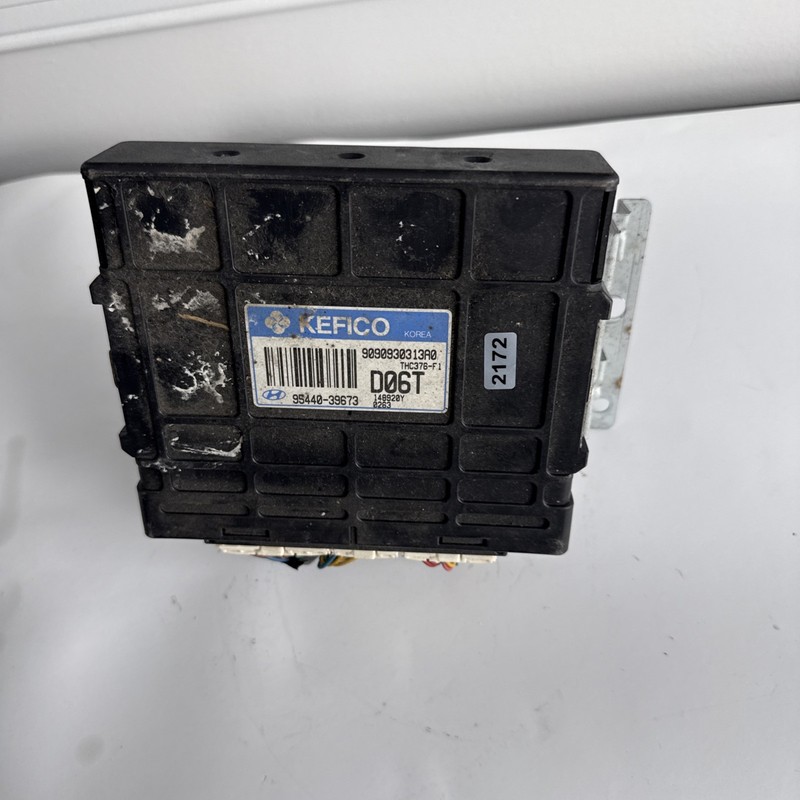 2005 HYUNDAI SANTA FE OEM TCM TCU Transmission Control Module 95440-39673 2.7L
