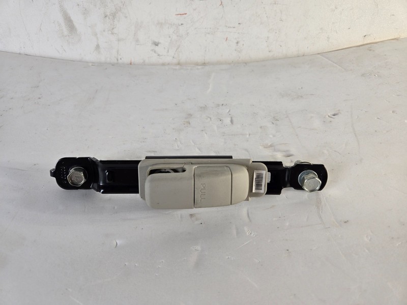 2013-2019 Nissan Sentra Left Right Front Seat Belt Adjuster 878243SH0A OEM 15267