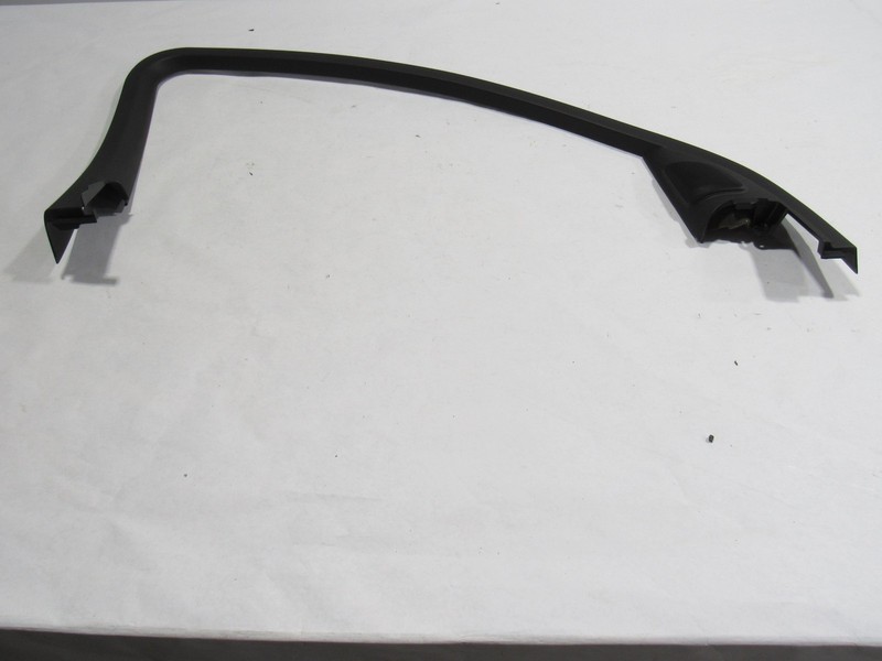 20-23 Mercedes GLE 53 C167 2021 Front Left Door Window Frame Trim Cover Panel :M