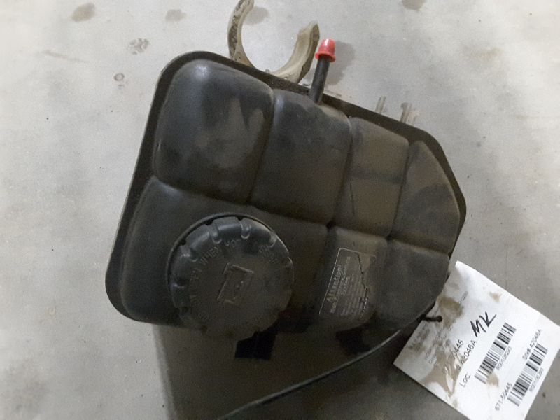 01 02 03 04 05 MERCEDES C240 COOLANT RESERVOIR 203 TYPE C230 C240 C320 AND C32