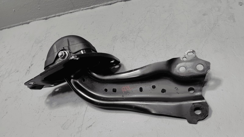 2018-2024 TOYOTA CAMRY REAR LEFT DRIVER SIDE TRAILING CONTROL ARM OEM