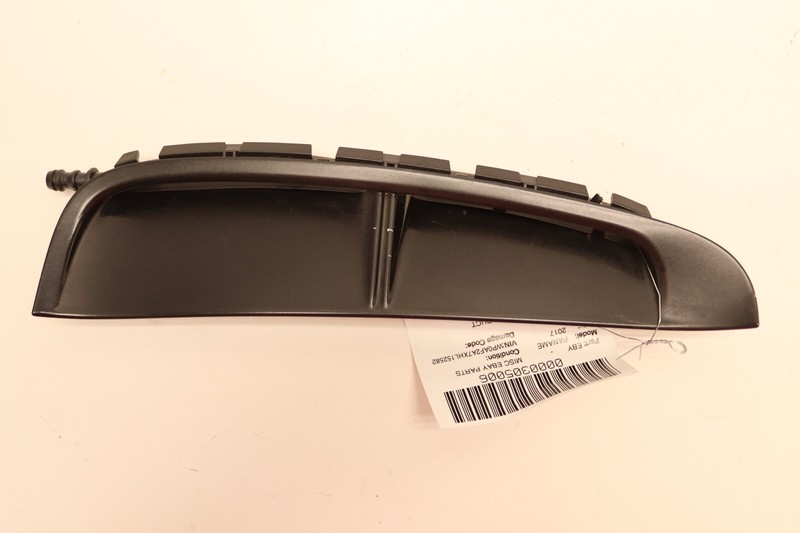 2017-2022 PORSCHE PANAMERA FRONT PASSENGER FENDER VENT DUCT FILLER TRIM OEM