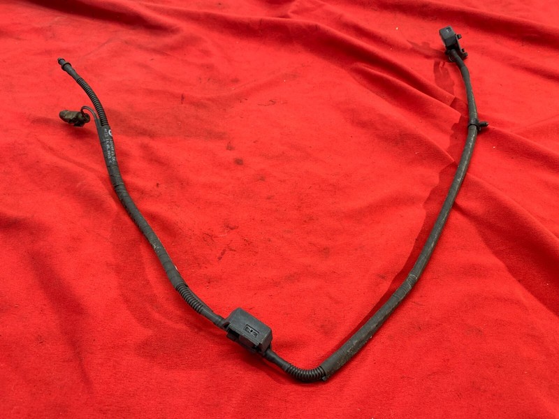 12-19 BMW F30 3 Series M3 Front Windshield Wiper Washer Sprayer Hose Nozzle OEM✅