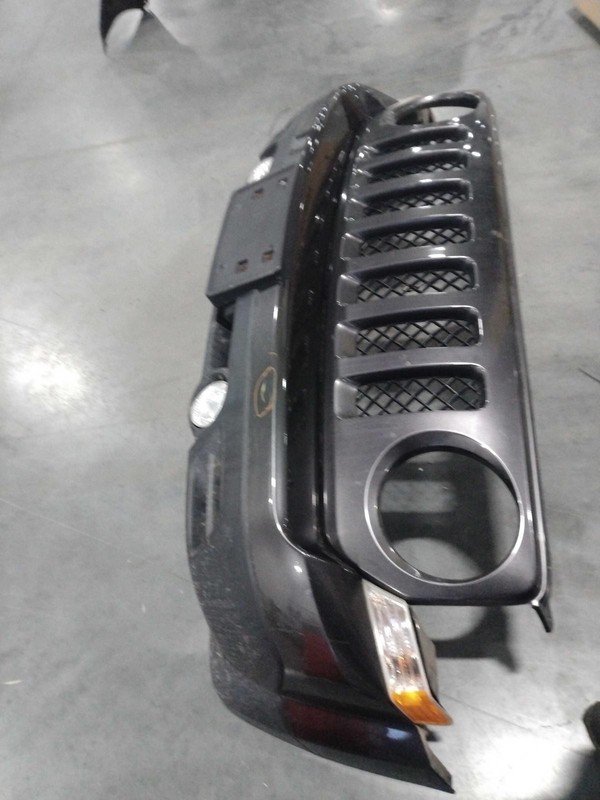 2016 Jeep Patriot Grey Bumper Assembly OEM Used with Scratches 95K Miles