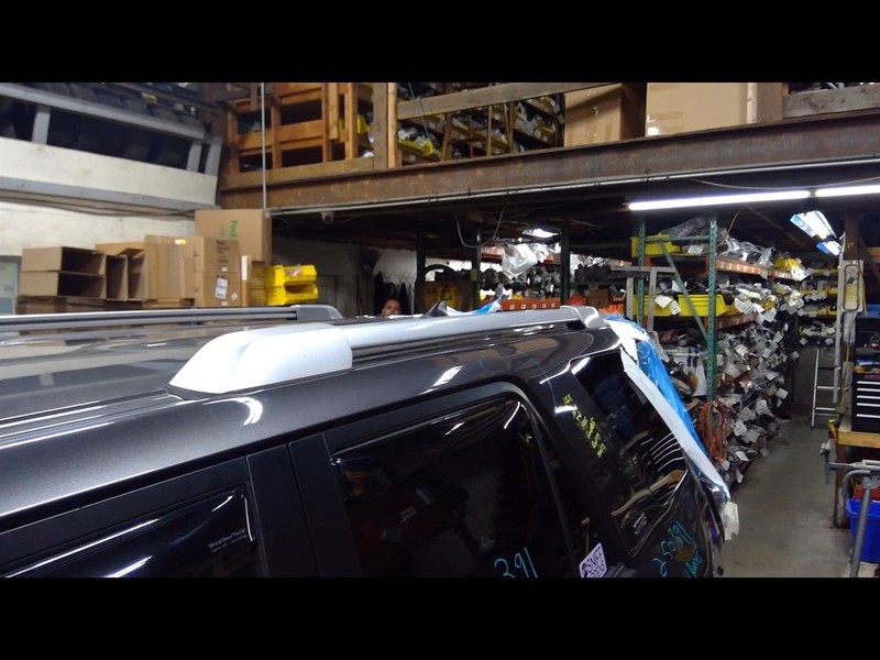 4 RUNNER 2015-2024 Left Luggage Rack 1671487