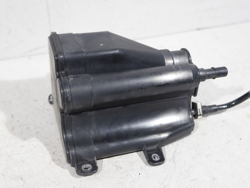 2016 - 2019 BMW 750 G12 4.4L FUEL VAPOR EVAPORATOR CHARCOAL CANISTER OEM 66k