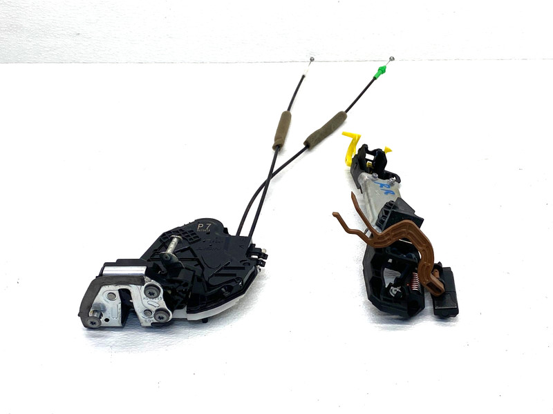 14-16 LEXUS IS250 IS350 REAR RIGHT DOOR LOCK LATCH ACTUATOR & BASE OEM A0.45