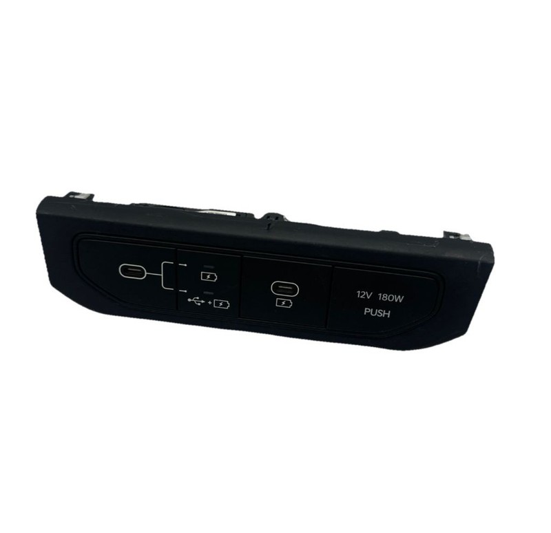 Kia K4 center console 2025 usb port aux jack power outlet 96120GG100 96125GG100
