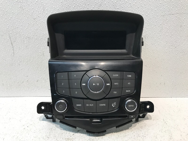 2011 2012 2013 2014 2015 2016 Chevy Cruze AM FM Radio Control Panel OEM 94563269