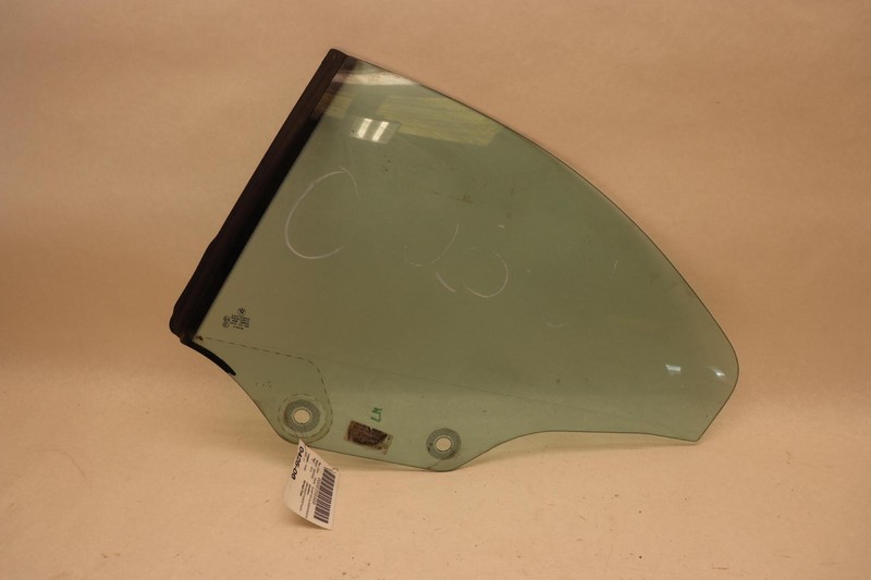 2007-2013 BMW 335I E93 CONVERTIBLE REAR LEFT SIDE QUARTER PANEL WINDOW GLASS OEM