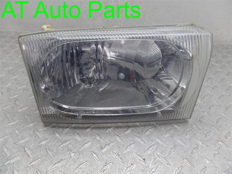 1999-2004 F-250SD F-350SD PASSENGER SIDE HEADLIGHT XC3Z13008AA