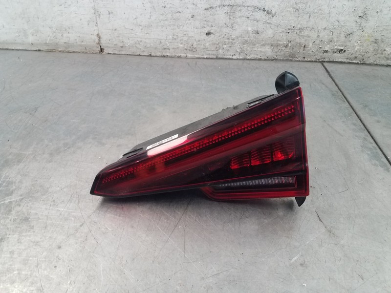 2018 Audi S4 Quattro B9 Right Inner Tail Light #2795 VV10