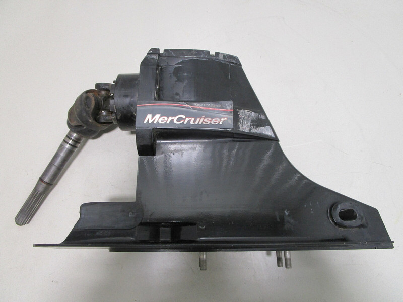 1589-865440H52 Mercruiser Bravo III Upper Unit Gear Case 2.20 Ratio