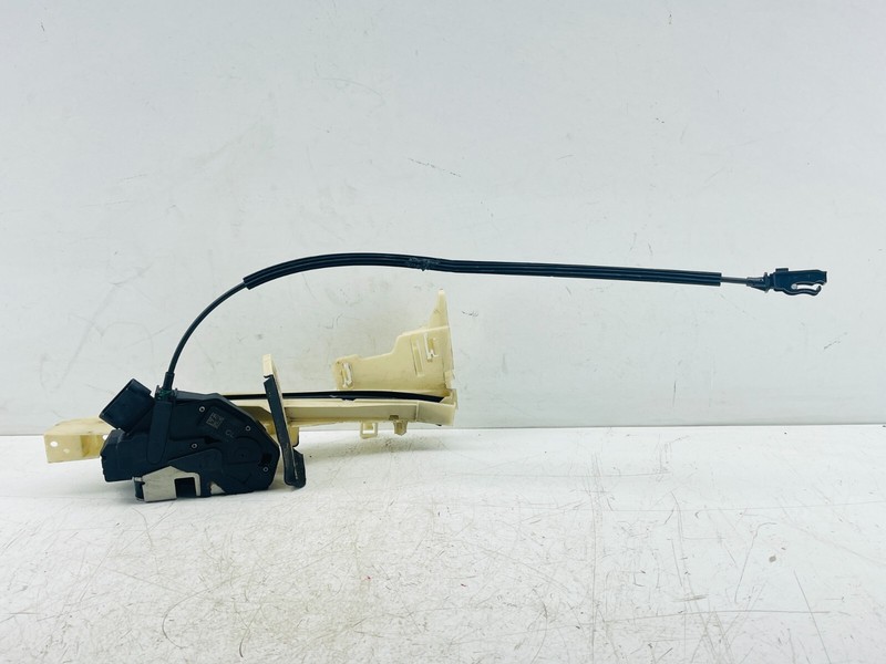 10-19 FORD C-MAX PREMIUM 2.0 L RIGHT FRONT DOOR LOCK ACTUATOR OEM