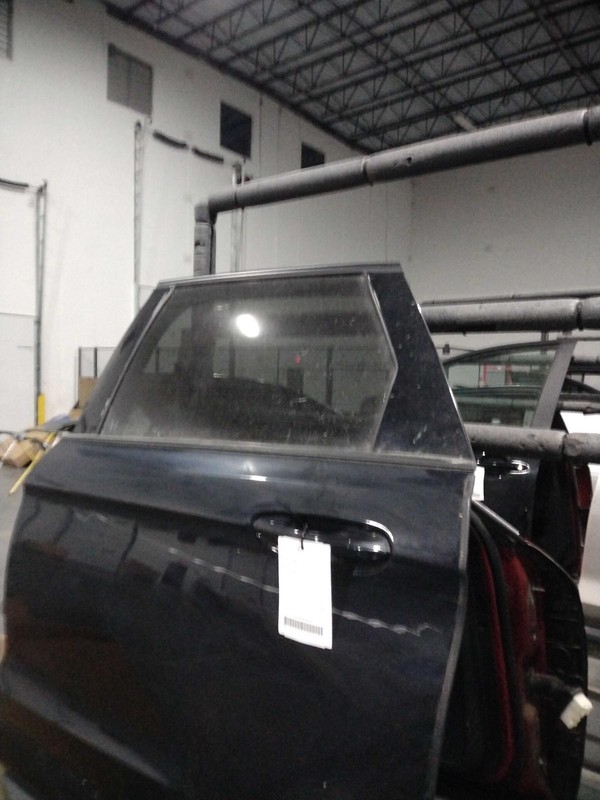 2020 Ford Edge Left Rear Door Black OEM Used 58000 Miles Scratches