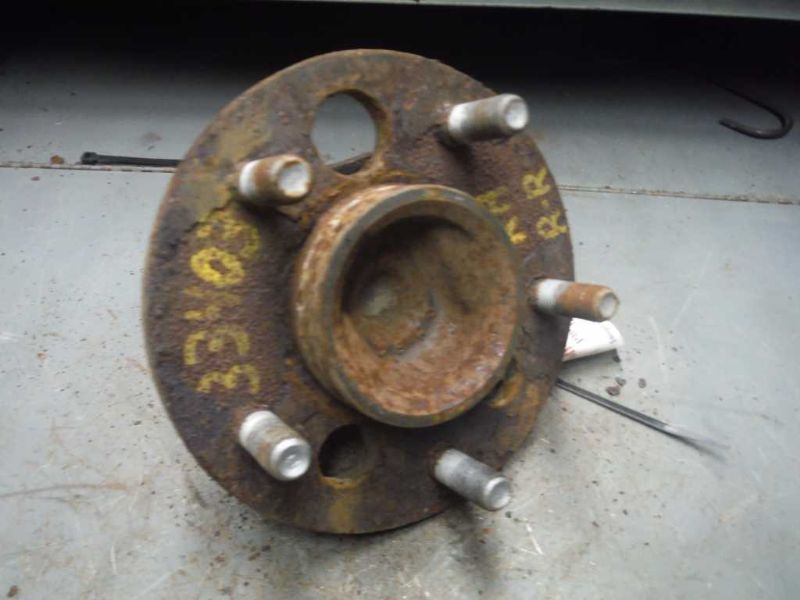92 93 94 95 96 BUICK REGAL HUB REAR W/ABS 98211