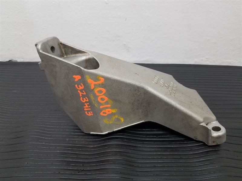 02-08 Audi A4 2.0L Left Driver Engine Mount Bracket OEM 8E0-199-307-A