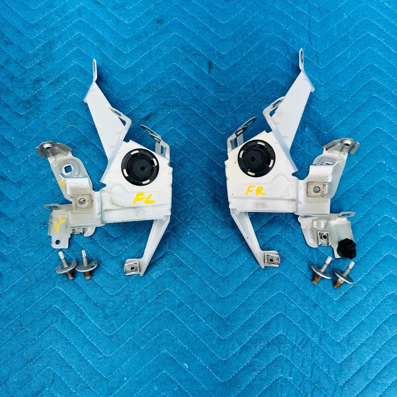 12–17 BMW 650ix Headlight Mounting Brackets with Level Sensors Left & Right OEM