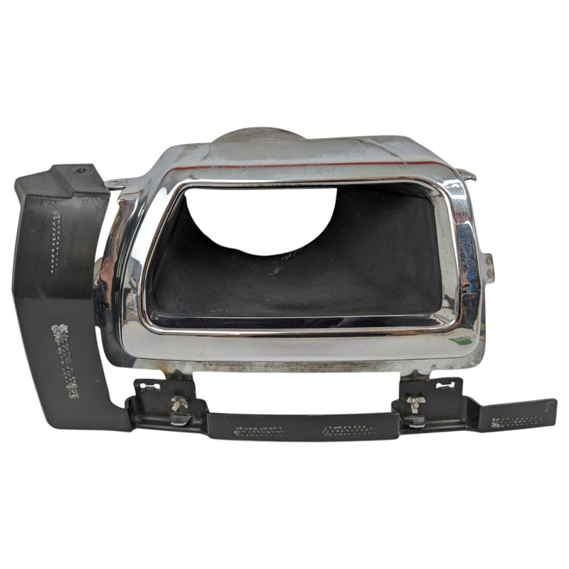 2013 2016 GMC Acadia Sport Right Passenger Exhaust Tail Pipe Bezel 20982424 OEM