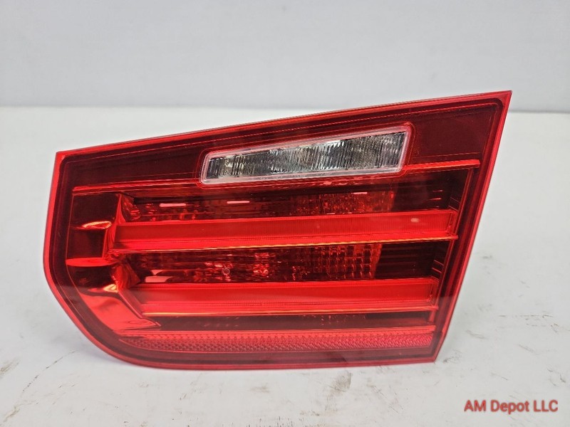 2014 BMW 320i 328i 335i 340i 330i F30 F31 Right Inner Taillight Trunk Lid Mounte