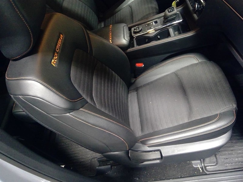 PATHFINDER Rock Creek 2024 Right Front Seat 1755392