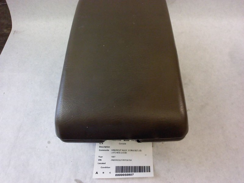PATHFINDR 1997 Console, Front 153652