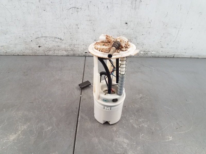 2005 Jeep Wrangler TJ Rubicon 4x4 Fuel Pump / Sending Unit #7806 L4