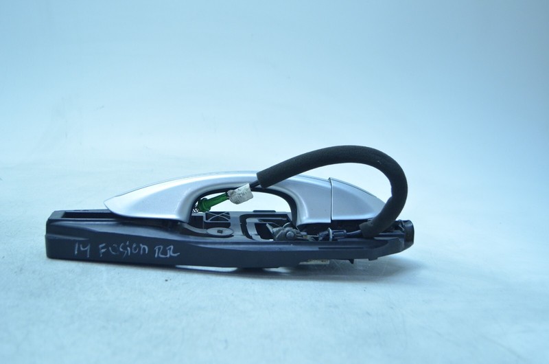 13-20 FORD FUSION REAR RIGHT PASSENGER SIDE EXTERIOR DOOR HANDLE SILVER OEM