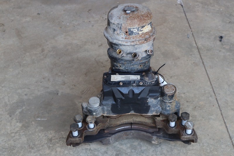 2019-2023 VOLVO VNL 760 D13 12.8L RIGHT SIDE BENDIX BRAKE CALIPER Z035247 OEM