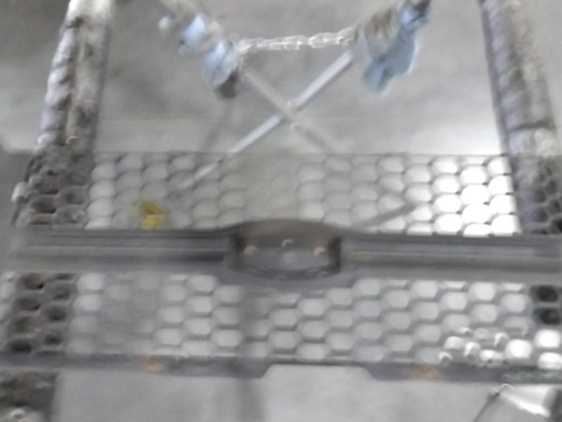 Used Front Grille fits: 2002 Ford Explorer 2 Dr Sport package Front Grade A
